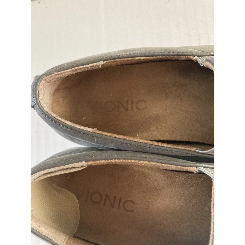 Vionic Shoes Slip On Loafer  Size 5 Casual‎ Sneakers Green Suede Leather